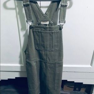 24 colours size small